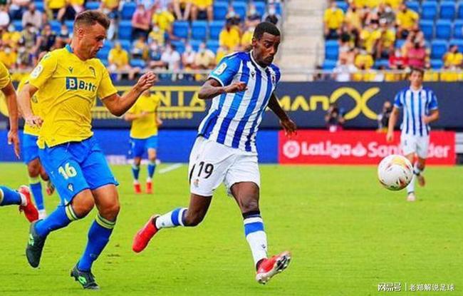 一名濒临险 一名濒临险