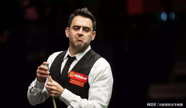 他通过个人 他通过个人